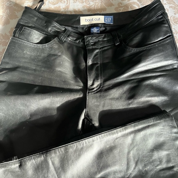 GAP Jeans real leather. Vintage from 1990s. They fix a true size 6. - Picture 6 of 6